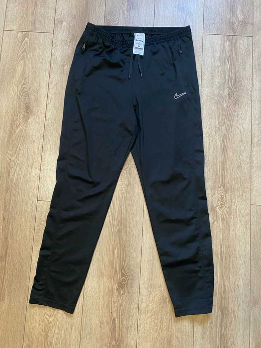 Чоловічі спортивні штани Nike Dri-FIT Slim Fit
