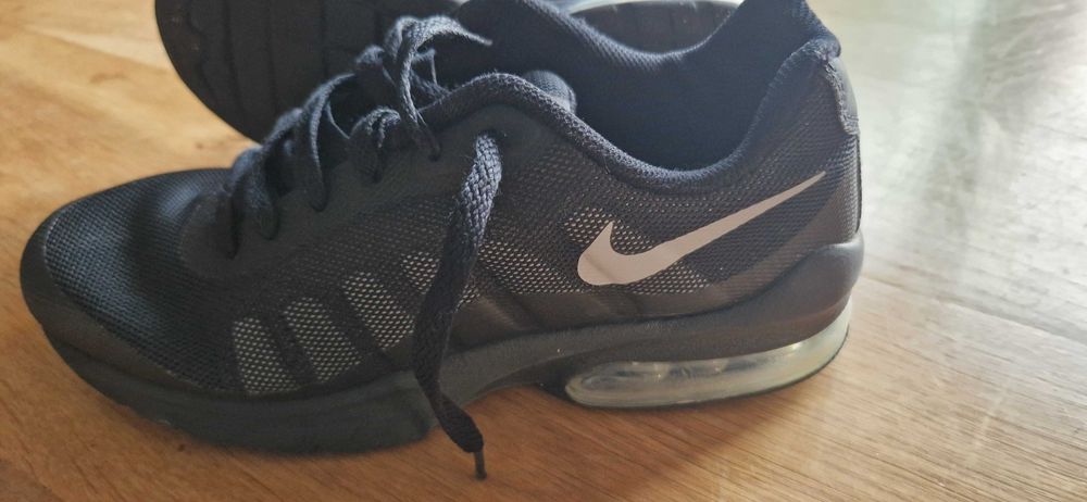 Buty  NIKE AIR MAX 38,5