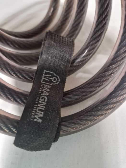 Cadeado com corrente