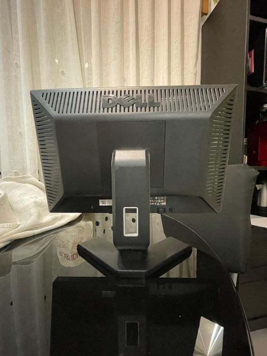 Dell 17-inch Monitor424239086060195842