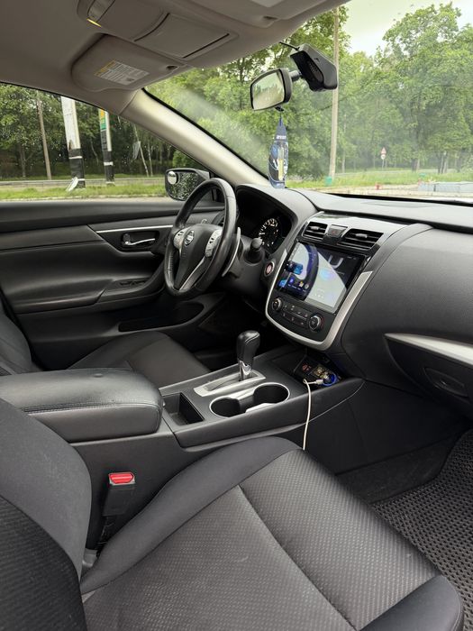 Nissan Altima 2017, 2.5 бензин Автомат