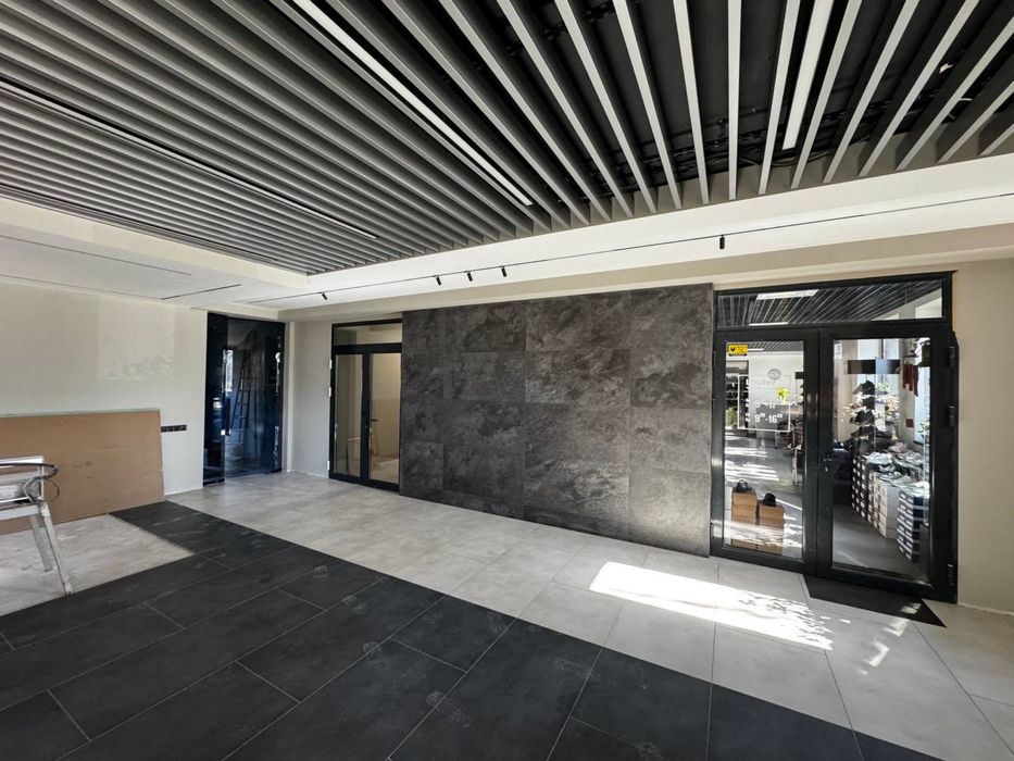 Оренда комерційного приміщення вул. Громадська