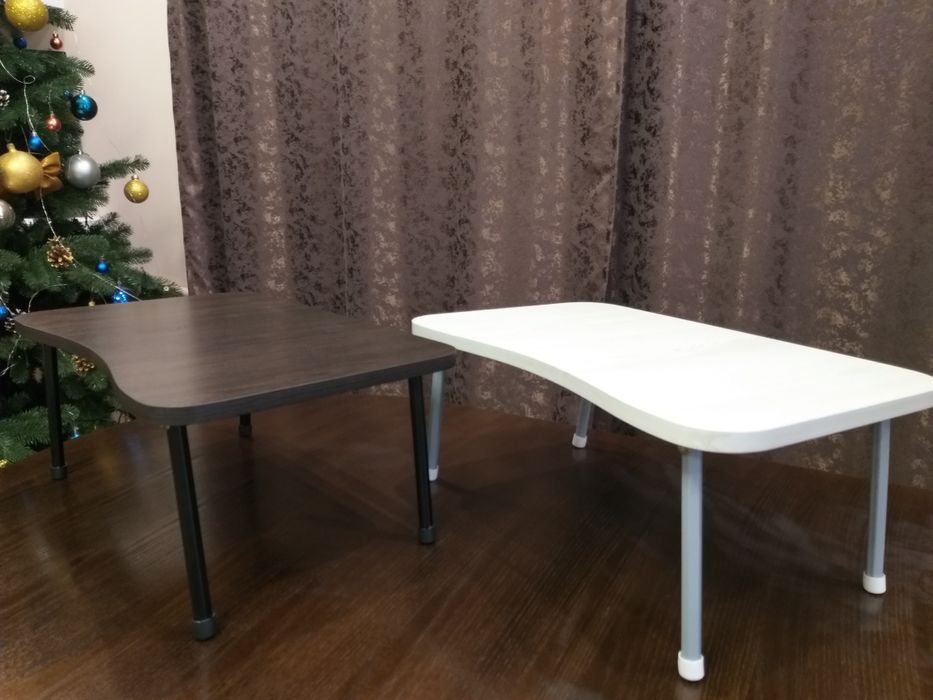 Столик для ноутбука+ підставка під телефон в подарунок.