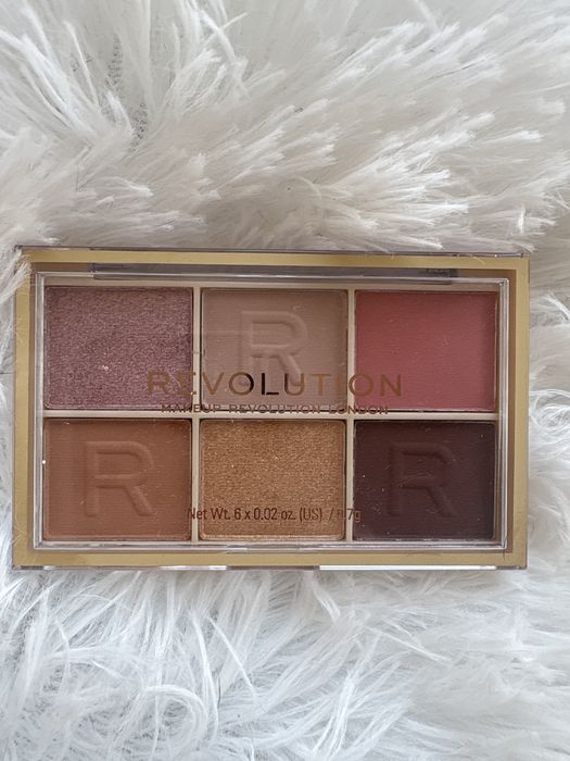 Paleta cieni Revolution