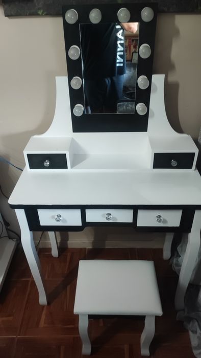 Vendo toucador completamente novo