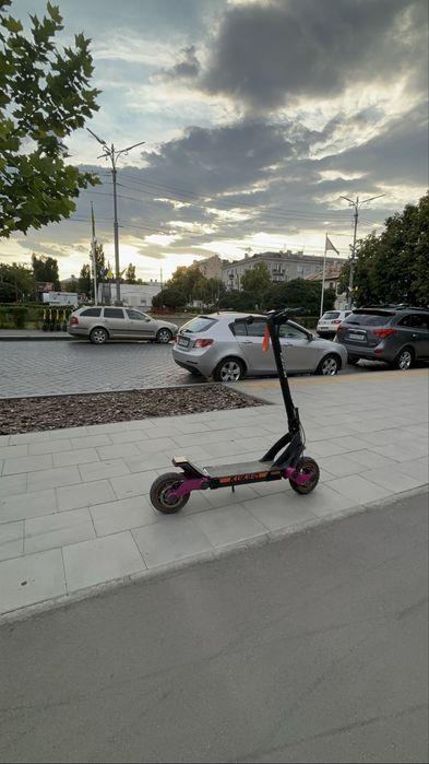 Електросамокат Kukirin g3