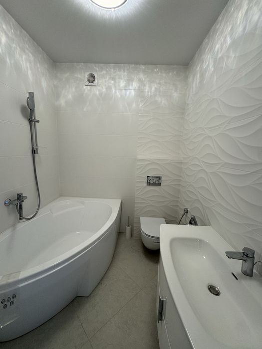 ПРОДАЖ котеджу з ремонтом в с.Зубра (поруч Сихова)