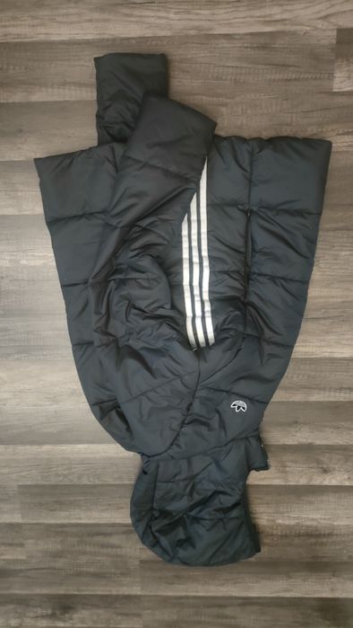 nowa przejściowa pikowana kurtka ADIDAS S/M