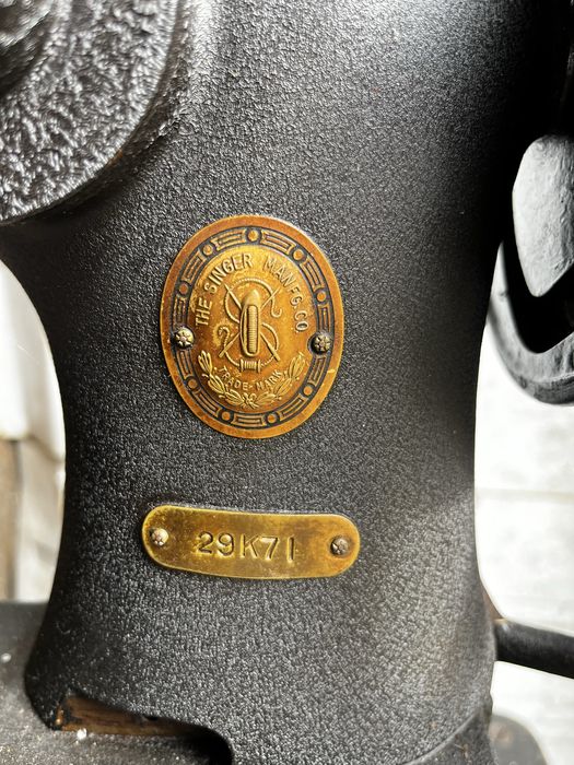 Maszyna rzemieślnicza singer 29K71