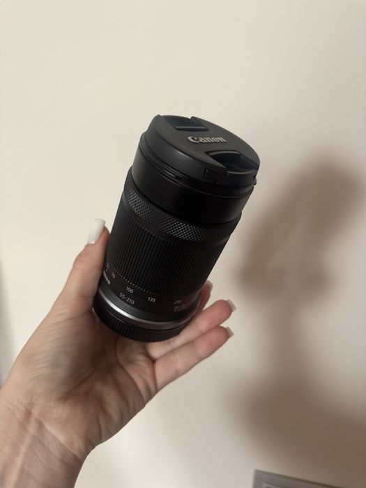 Об'єктив Canon RF-S 55-210mn