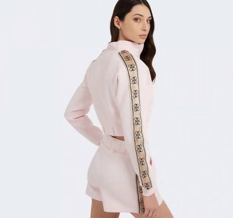 Костюм з шортами Guess розмір S