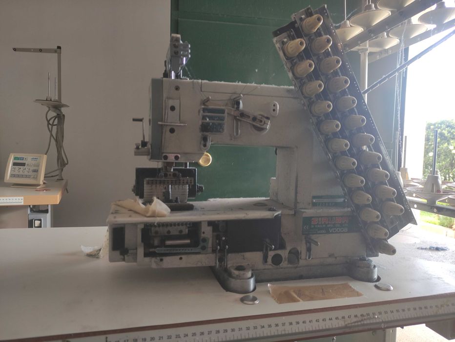 Máquinas Siruba  C 0008