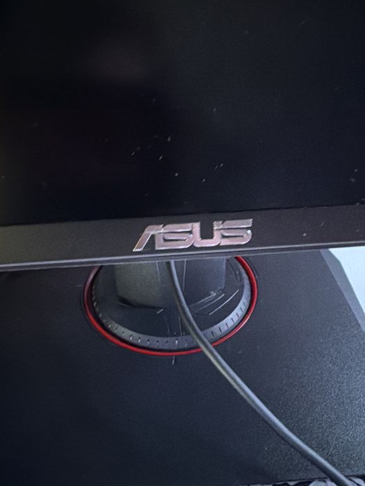 Vendo Monitor Gaming Asus VG379Q 144hz 27