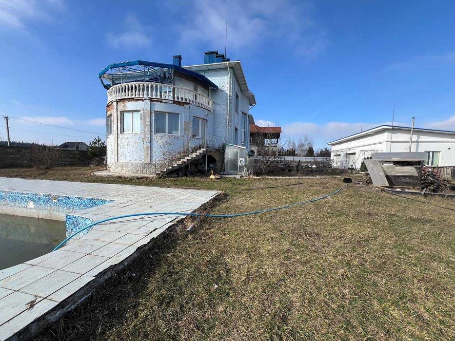 Продаж дачі 5 кімнат 429,8м2 басейн