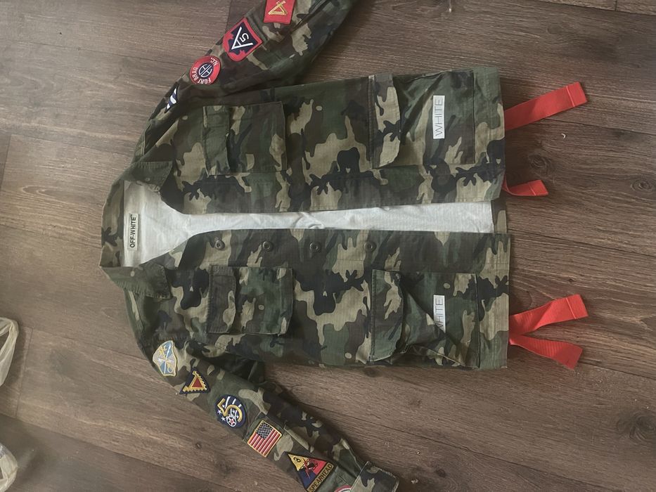 Фирменная куртка жакет в цвете милитари! Оригинал! Недорого!!! Срочно!