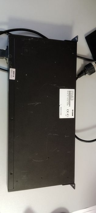 Комутатор D-Link DES-1228