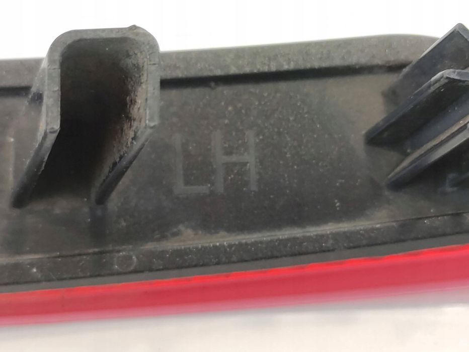 audi a4 b9 odblask zderzaka lewy tył 8w0945105d