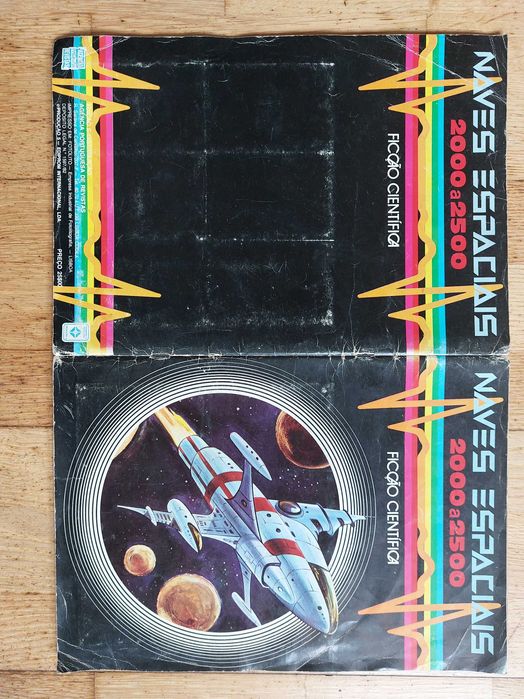 Caderneta de cromos Naves Espaciais 2000 a 2500