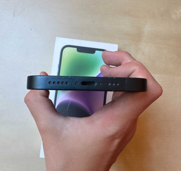 Apple IPhone 14 128GB Czarny