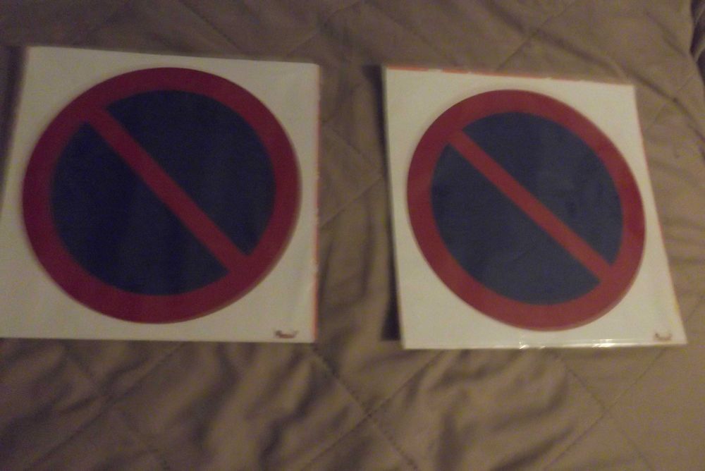 2 Sinais de proibir estacionar com 20cm X 20cm