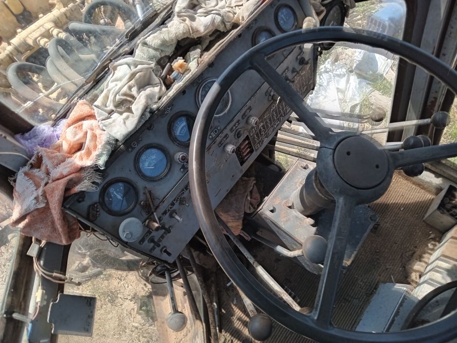 Продам автогрейдер ДЗ-143.