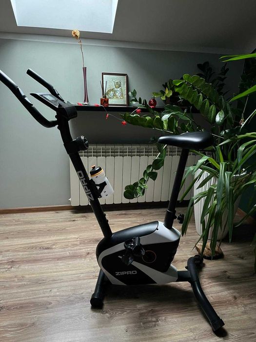 Rower stacjonarny Zipro Beat RS magnetyczny