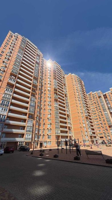 У продажу 1-кімнатна квартира в ЖК "Реал Парк" на Черемушках