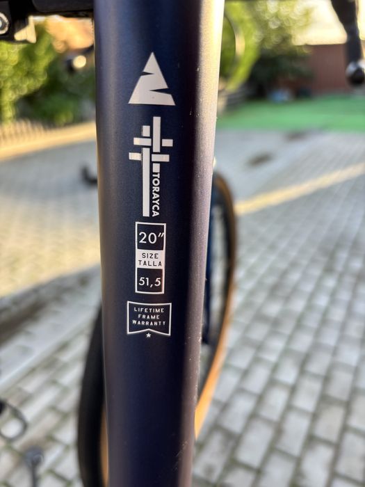 Bicicleta Gravel Quadro e Forqueta em Carbono