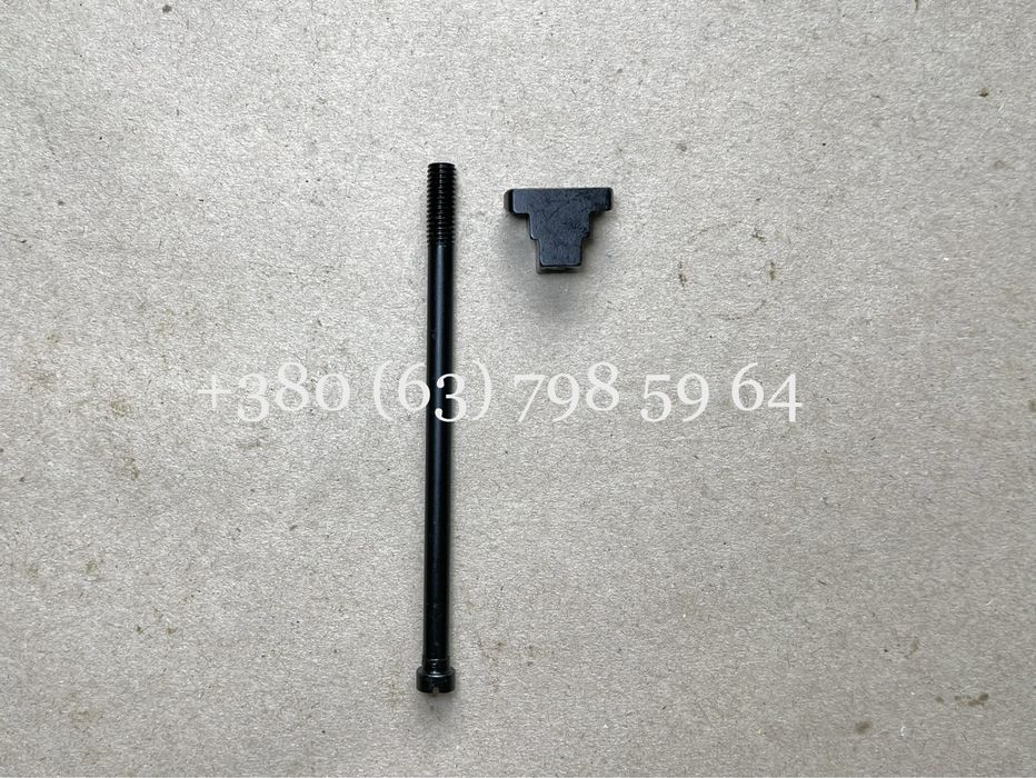 Гвинт руківья, гайка рукоятки АК74 АКС АКМ АКСУ АКМС АК74