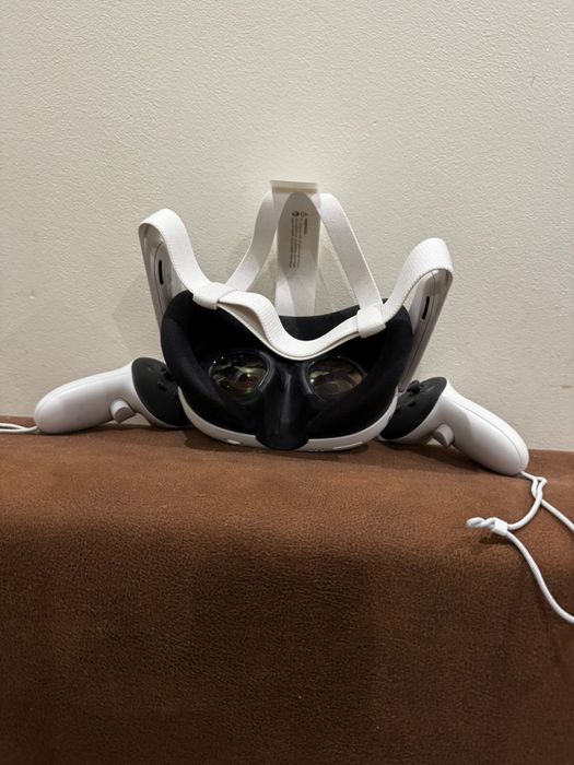 Окуляри віртуальної реальності Meta Oculus Quest 3512 GB
