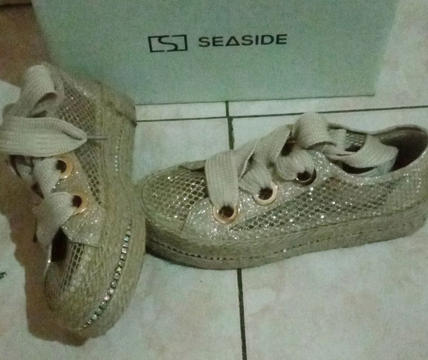 Tenis de verão 37