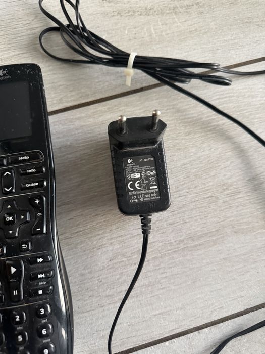 Pilot Logitech Harmony One