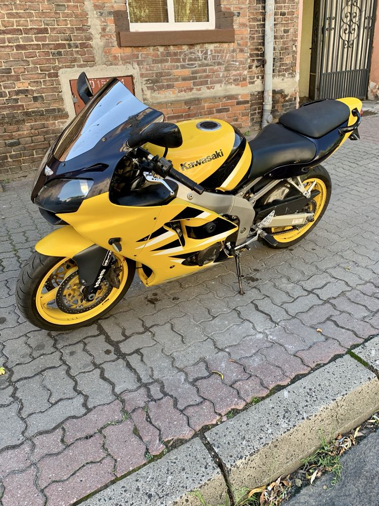 売店です。 Kawasaki Ninja Zx-6r 636 Model 2025 | ZX6R-2025_ - MonsterBike