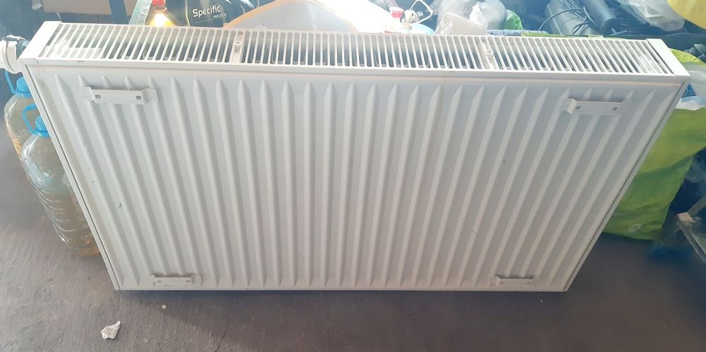 Grzejnik z termostatem i zaworem 60 x 100