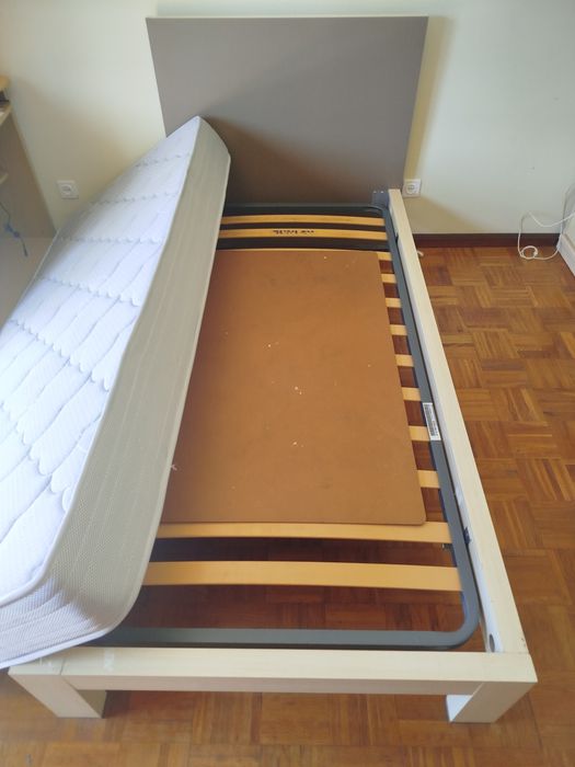 Cama de solteiro + oferta