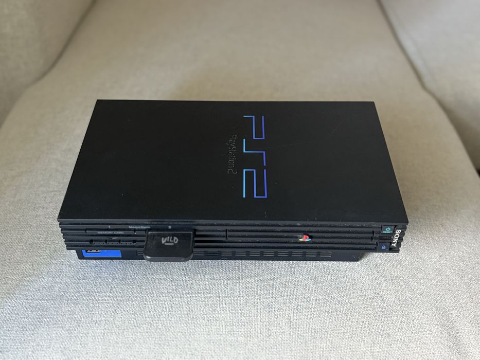 Playstation 2 - inclui comando, camera, cartão de memória e cabos