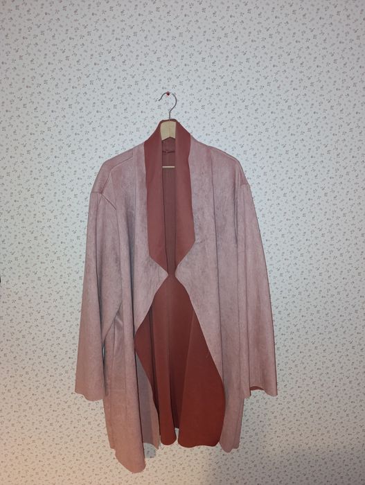 Płaszcz 50 5xl shein różowy zamszowy kimono pudrowy róż