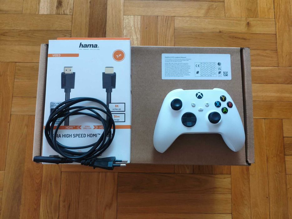 Konsola Microsoft Xbox Series X 1 TB z napędem komplet Gwarancja 01-2027
