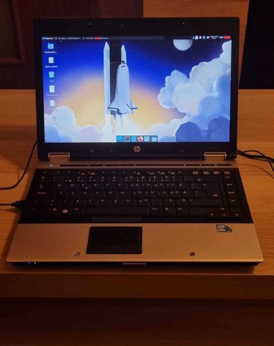 Laptop HP 8440p - 4 GB DDR3, system operacyjny Fedora Linux