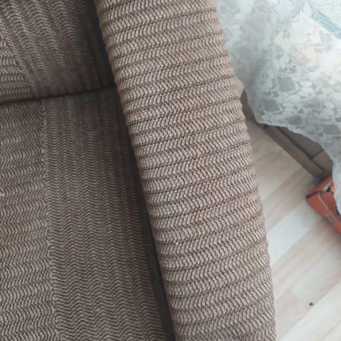 Sofa +fotel stan idealny