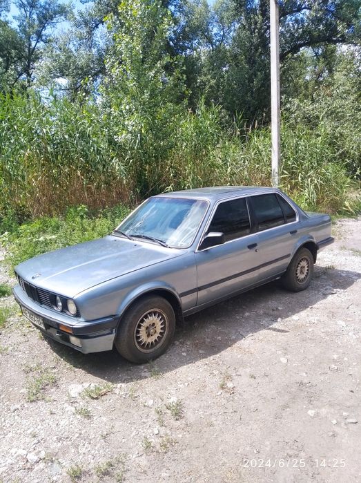 Продам БМВ324 турбо дизель.