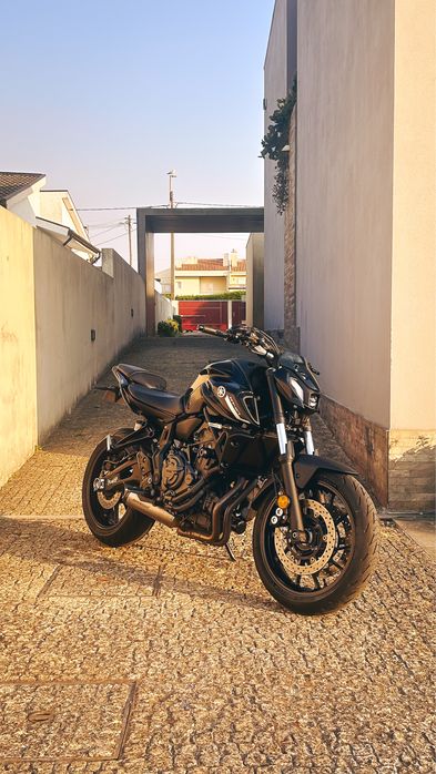 Yamaha MT-07 Pure 35 kW (A2) – 2023 | 12.500 km | 1 Proprietário