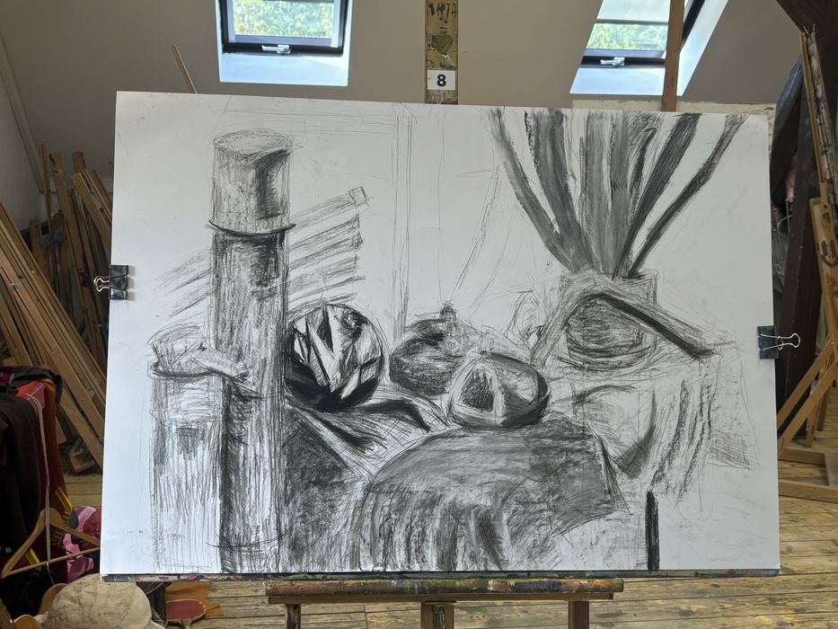 Rysunek węglem, martwa natura B1