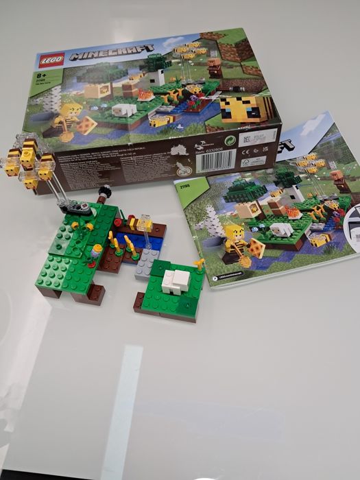 Lego Minecraft 21165 Pasieka