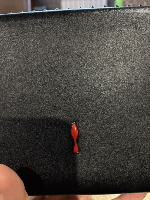 Christian Louboutin сумочка з шипами