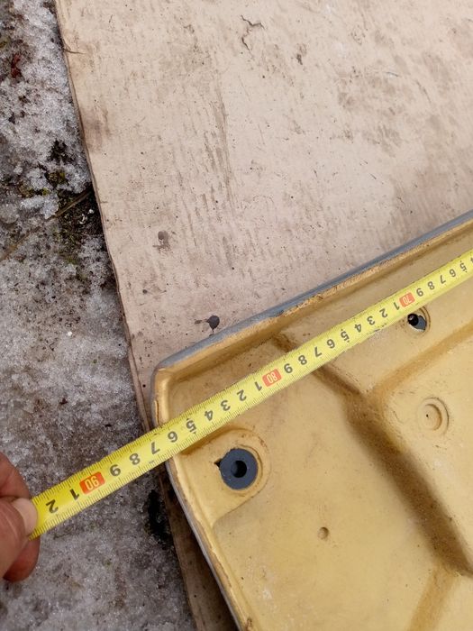 Продам обшивки на дверки  ваз 2108