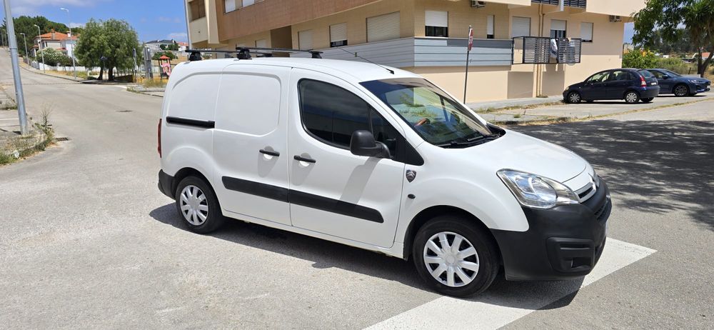 Citroen Berlingo 1.6 BlueHDi 100 Ano 2018 a diesel