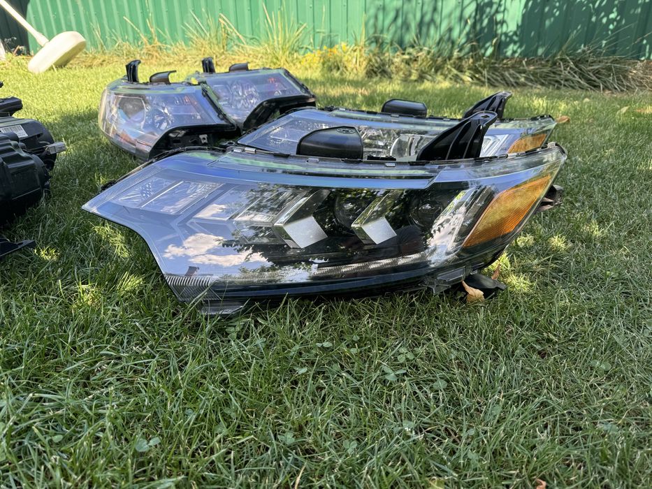 Фара Mitsubishi Outlander 3 USA