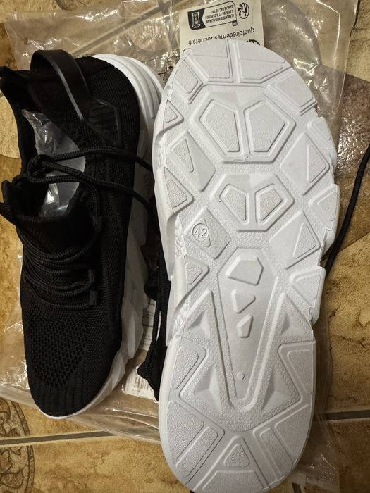 Кросівки весна осінь літо