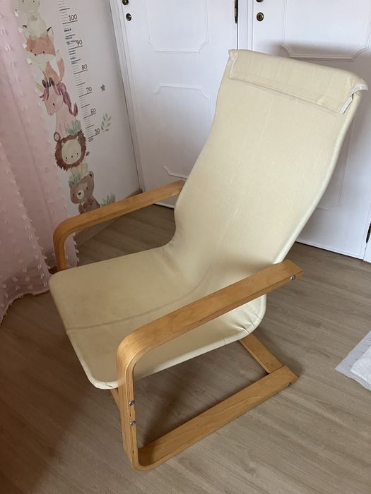 Cadeira de baloiço - Poltrona ikea - nova custa 70€
